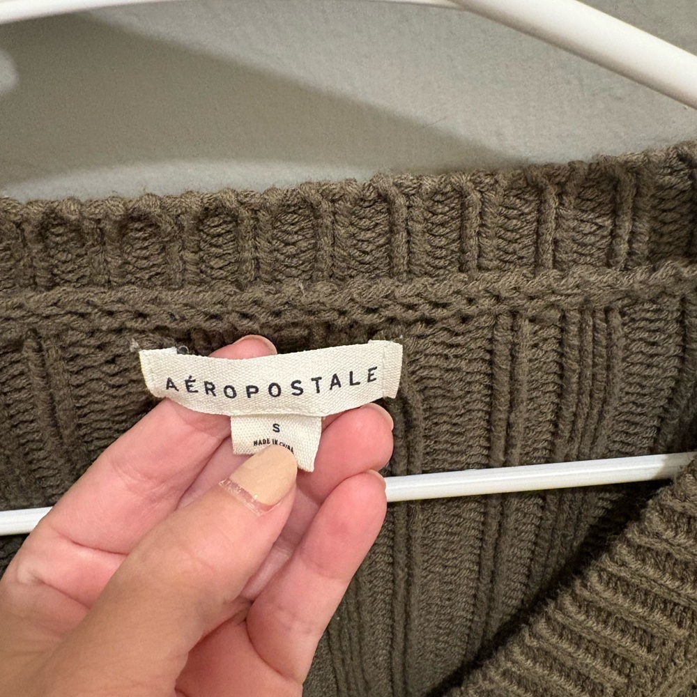 Aeropostale Women's Olive Green Knit Sweater - Picture 4 of 4